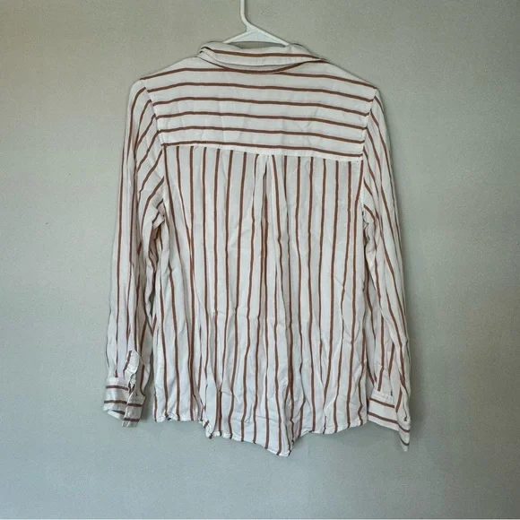 Isabel Button Down Shirt - Picture 6 of 7